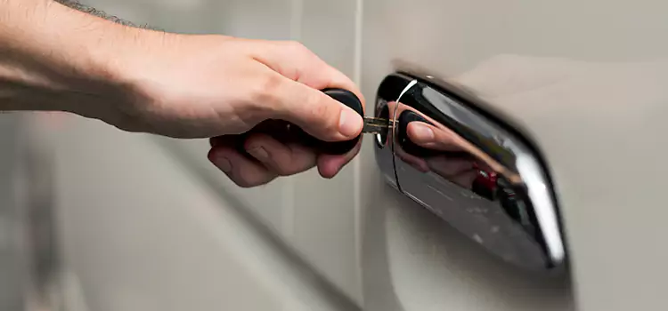 Why Choose Our Auto Locksmith Team in Brownsburg, IN?